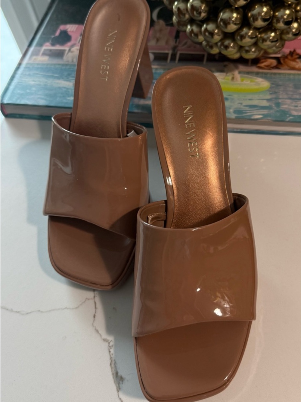 Nine West Patent Platform Heels in Nude Tan size 7.5 - Picture 4 of 9